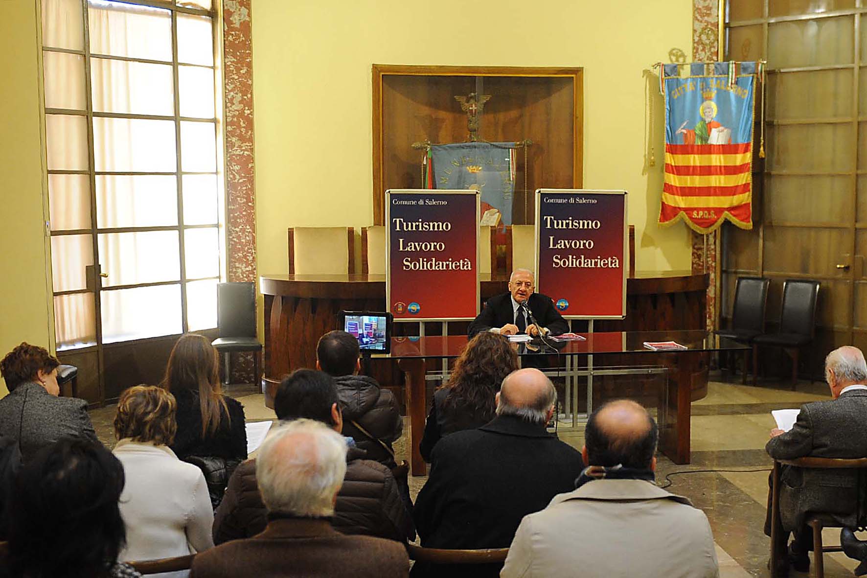  Conferenza stampa di fine anno

