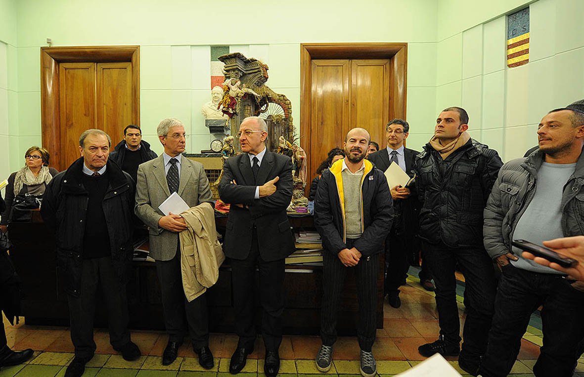   Il Sindaco De Luca riceve una delegazione dell'Associazione Corpo di Napoli
