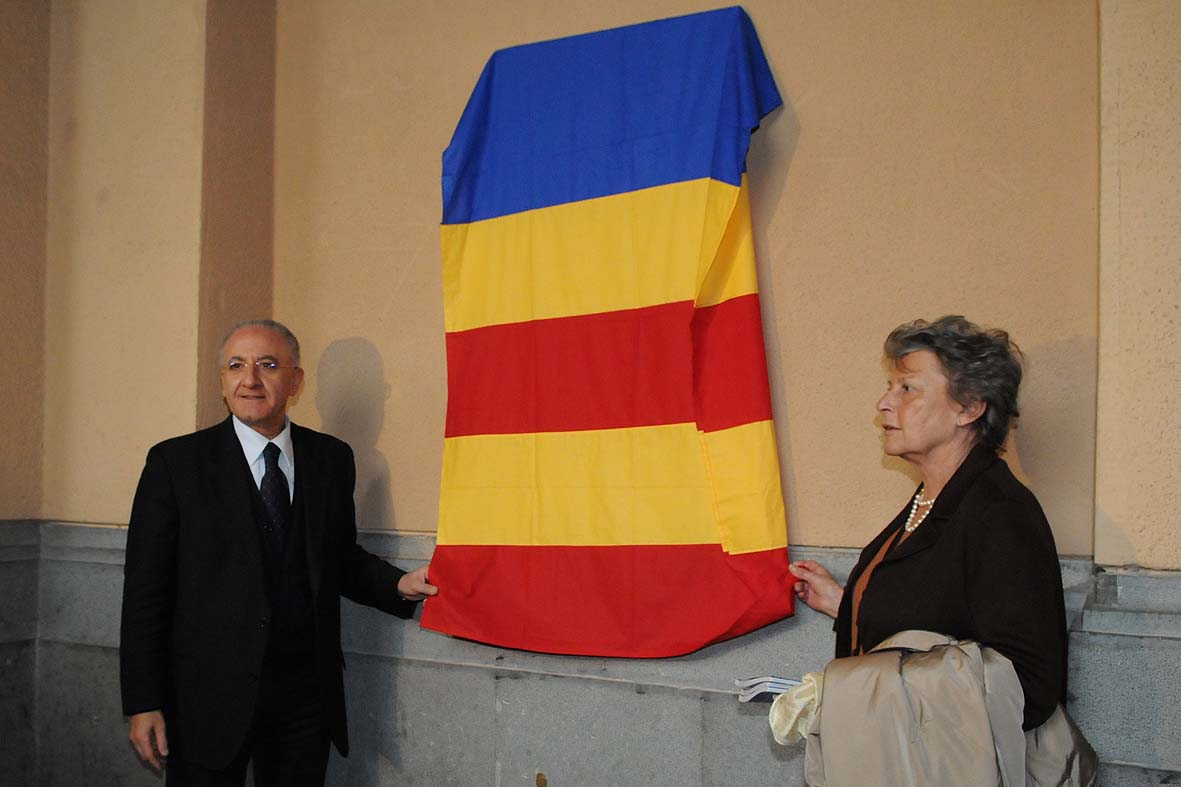   Il Palazzo di Citt di Salerno.  Presentazione del volume al Comune di Salerno, 19 febbraio 2010

