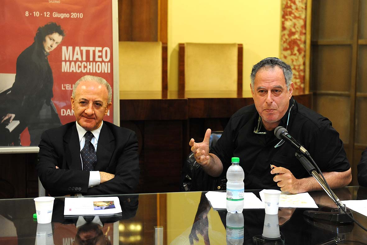   Stagione lirica Teatro Verdi:  conferenza stampa di presentazione di Elisir dAmore. Salerno, 17 maggio 2010
