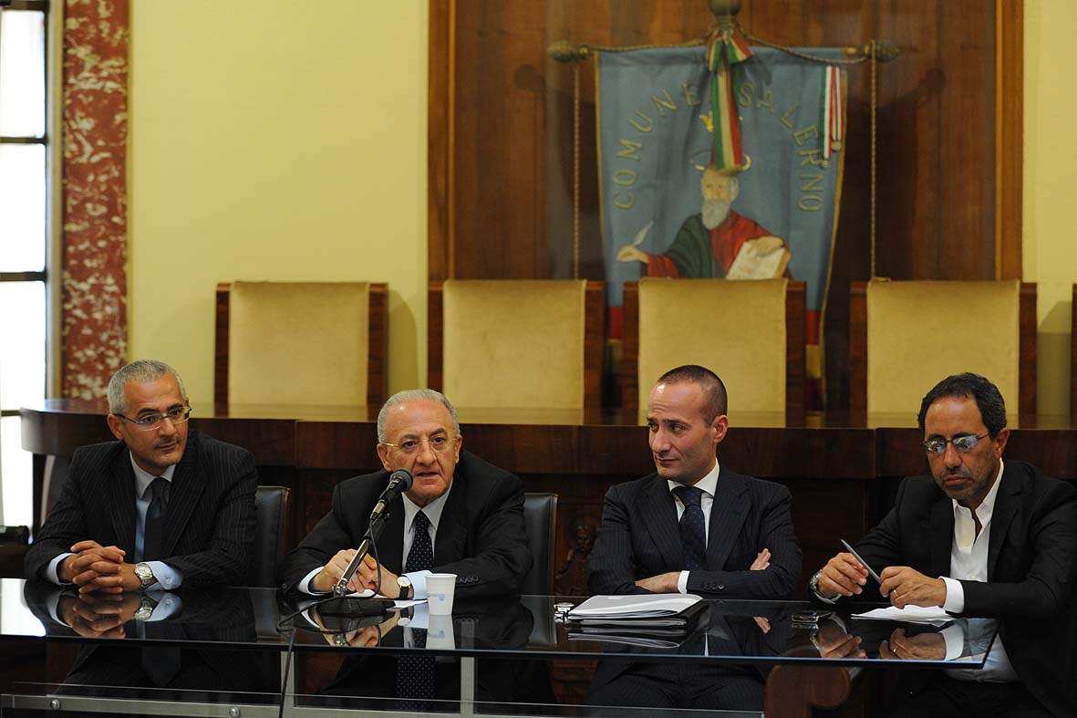   Conferenza stampa sul progetto di realizzazione e gestione impianto fotovoltaico da 24 MW, Salerno 14 luglio 2010
