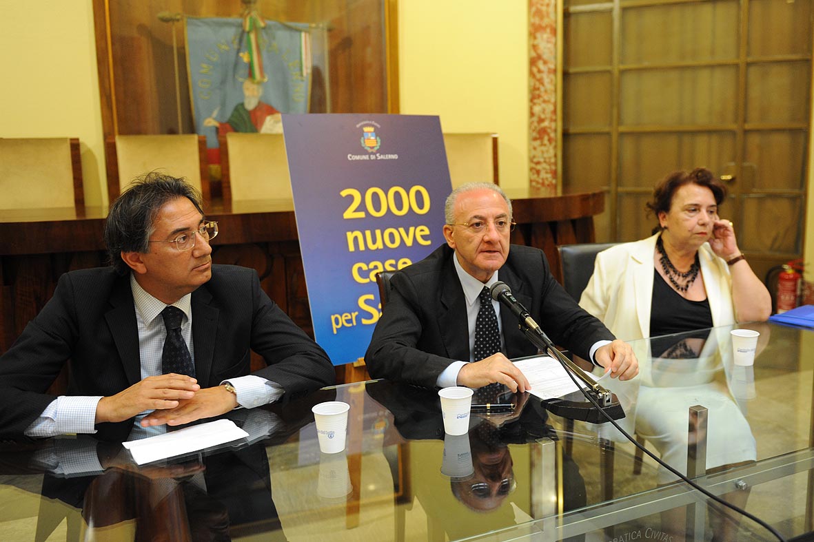   Piano Casa: la presentazione del Sindaco Vincenzo De Luca. Salerno, 30 luglio 2010
