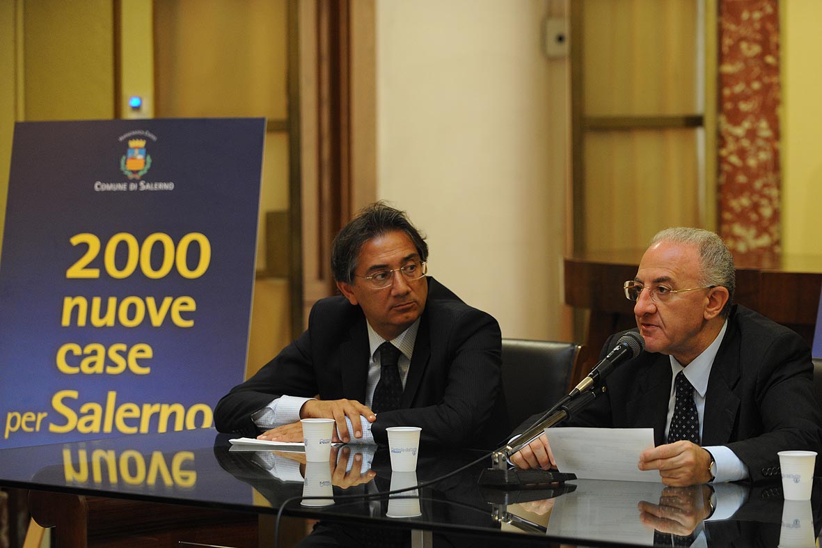   Piano Casa: la presentazione del Sindaco Vincenzo De Luca. Salerno, 30 luglio 2010

