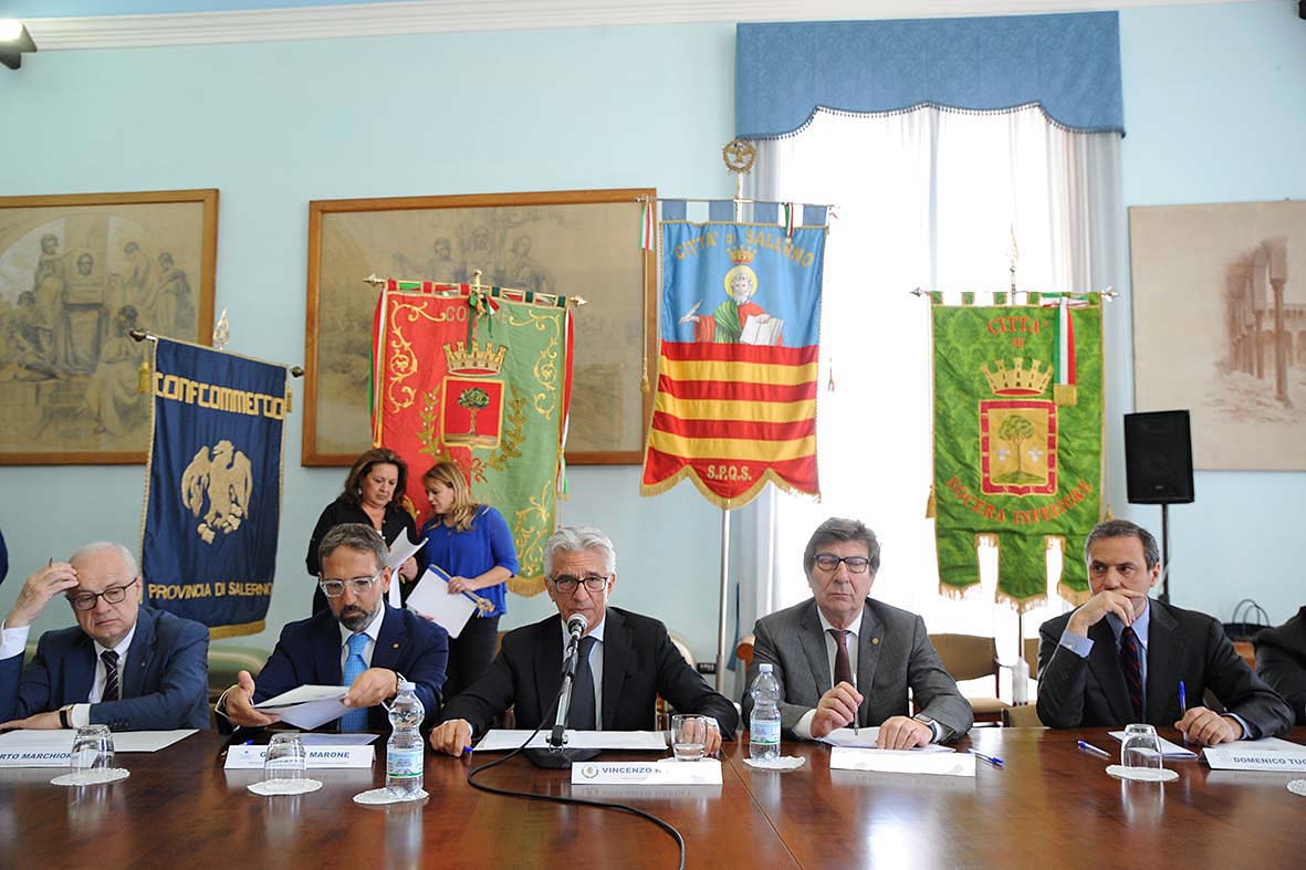  Protocollo d'intesa Anci-Confcommercio per la rigenerazione sociale ed economica delle aree urbane
