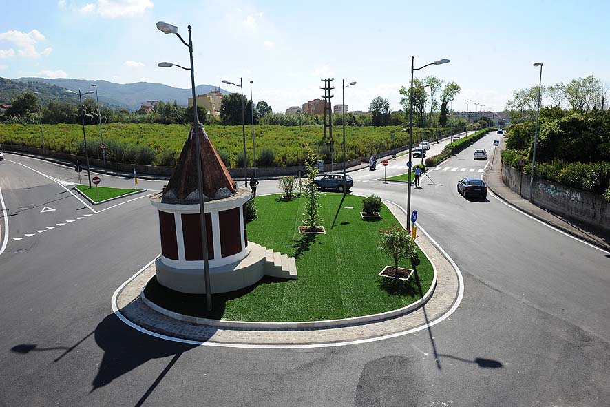   Inaugurazione rotatoria via Del Pezzo/via E. De Filippo. Salerno 30 settembre 2010
