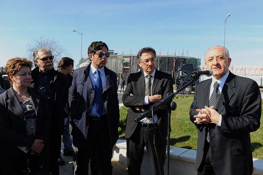   Inaugurazione rotatoria a Fuorni-San Leonardo. Salerno 14 aprile 2011
