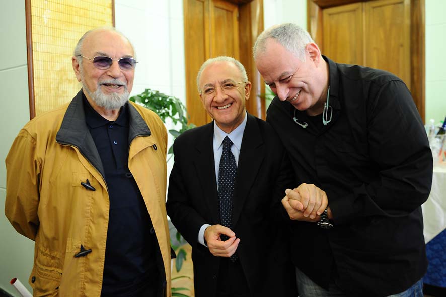   Tosca al Teatro Verdi. Aperitivo - stampa con il Sindaco V. De Luca con Alvarez, Serafin, Bruson, Oren. Salerno, 12 Maggio 2011
