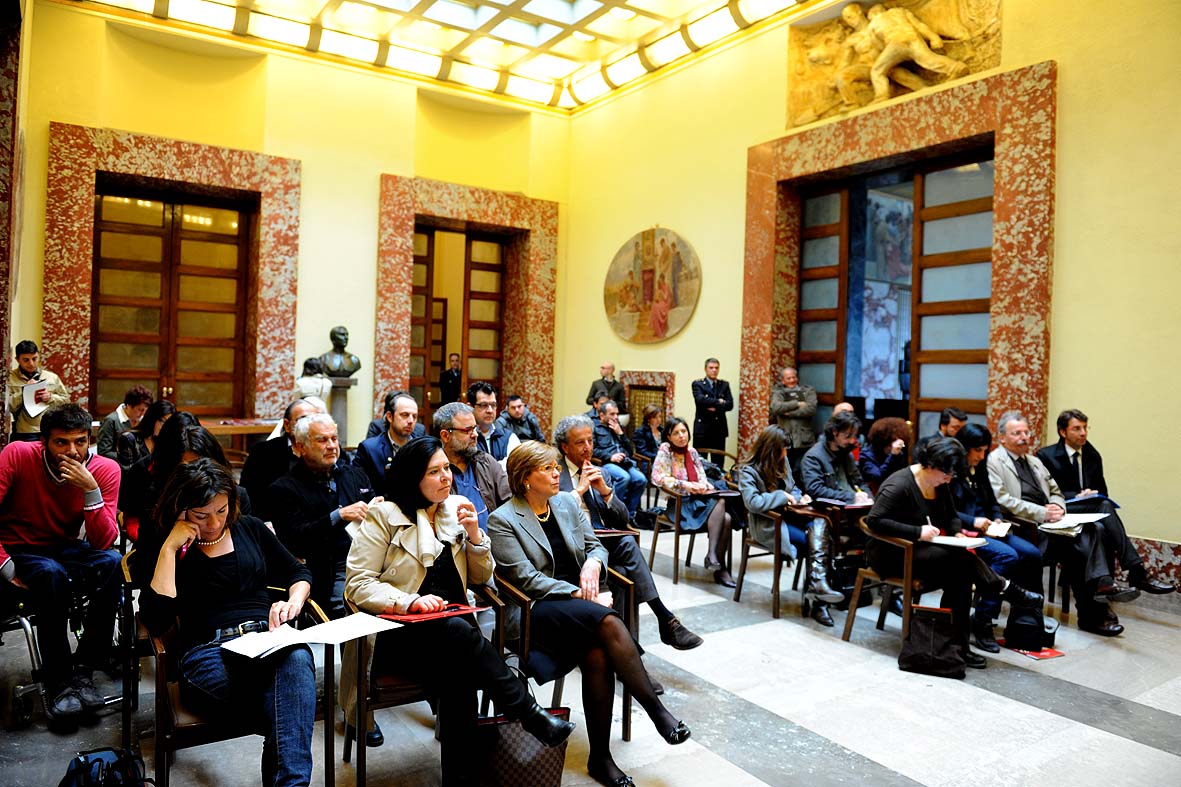   Presentazione della Stagione Lirica 2010  al Teatro Verdi. Salerno, Palazzo di Citta', 9 aprile 2010
