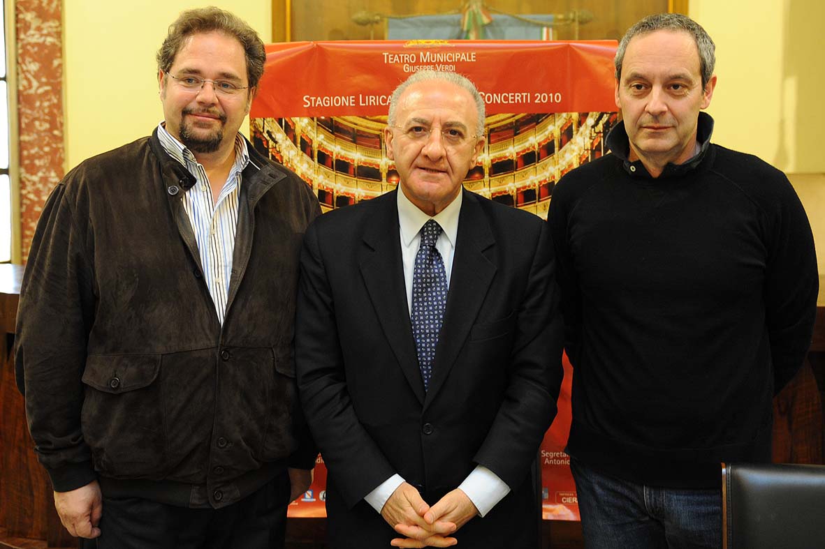   Presentazione della Stagione Lirica 2010  al Teatro Verdi. Salerno, Palazzo di Citta', 9 aprile 2010
