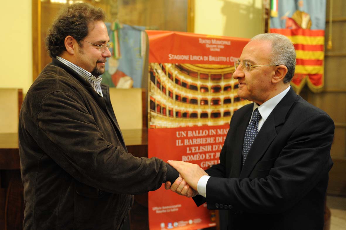   Presentazione della Stagione Lirica 2010  al Teatro Verdi. Salerno, Palazzo di Citta', 9 aprile 2010
