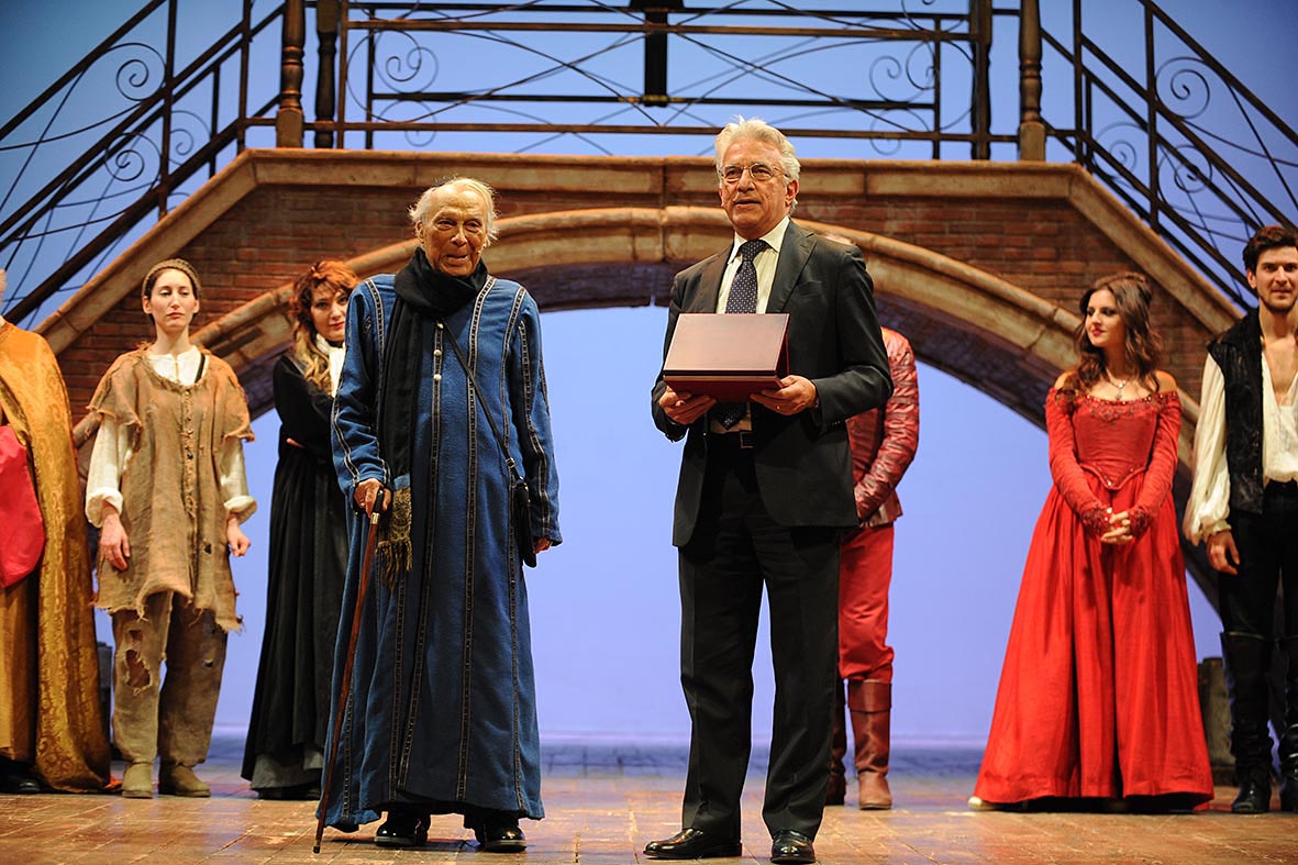   Al Teatro Verdi un omaggio a Giorgio Albertazzi
