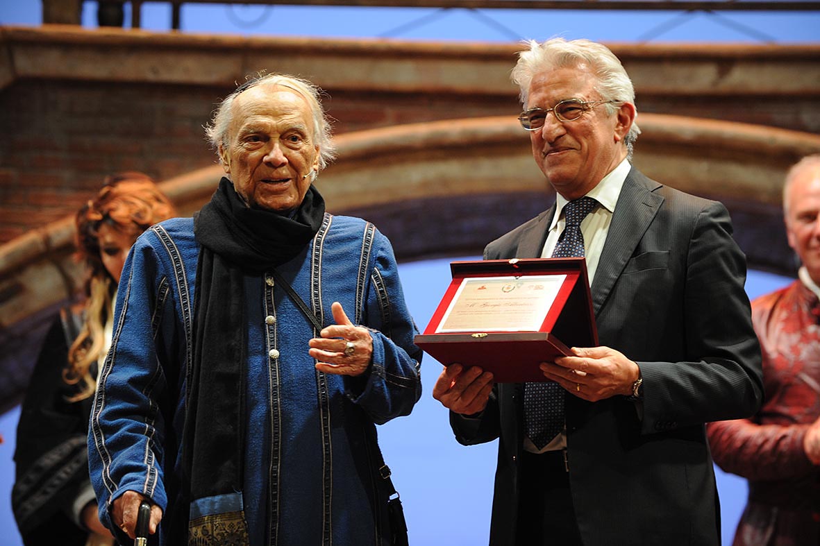   Al Teatro Verdi un omaggio a Giorgio Albertazzi
