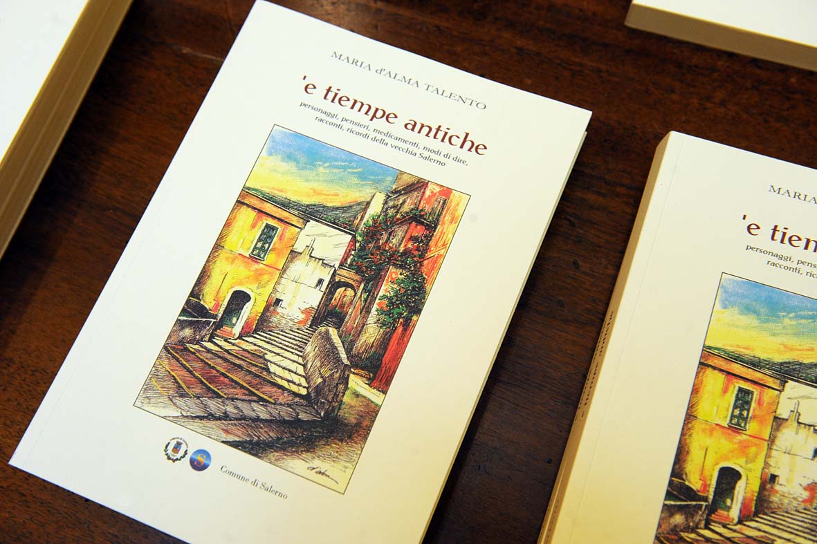   Presentato il libro 'E tiempe antiche di Maria D'Alma Talento 
