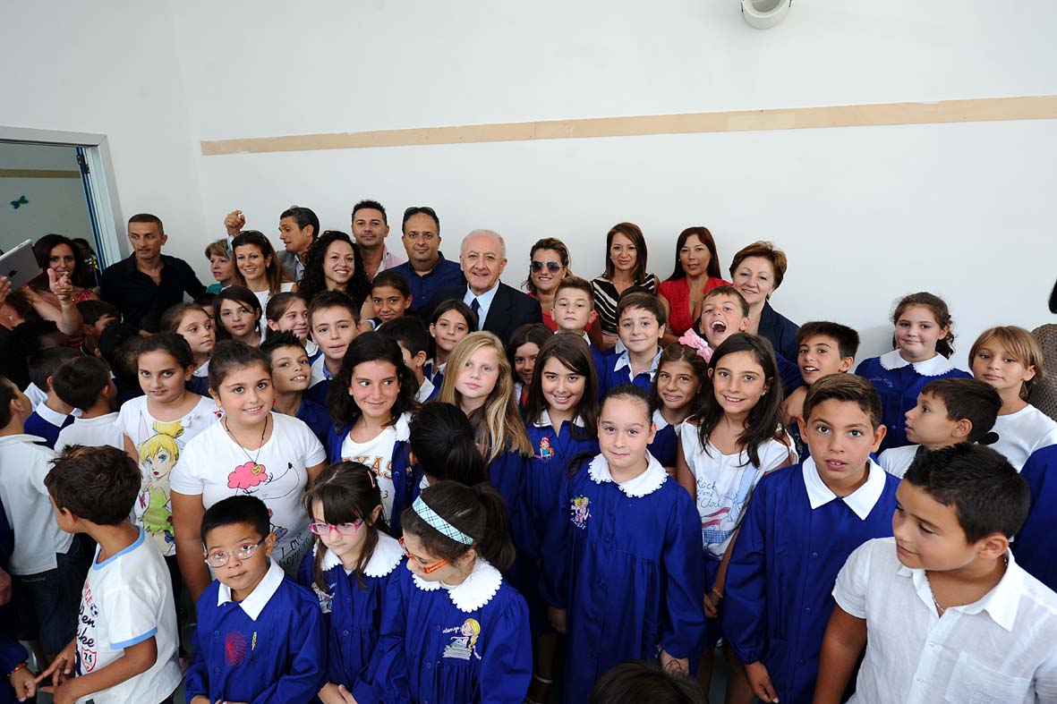   Il Sindaco De Luca all'inaugurazione dell'anno scolastico
