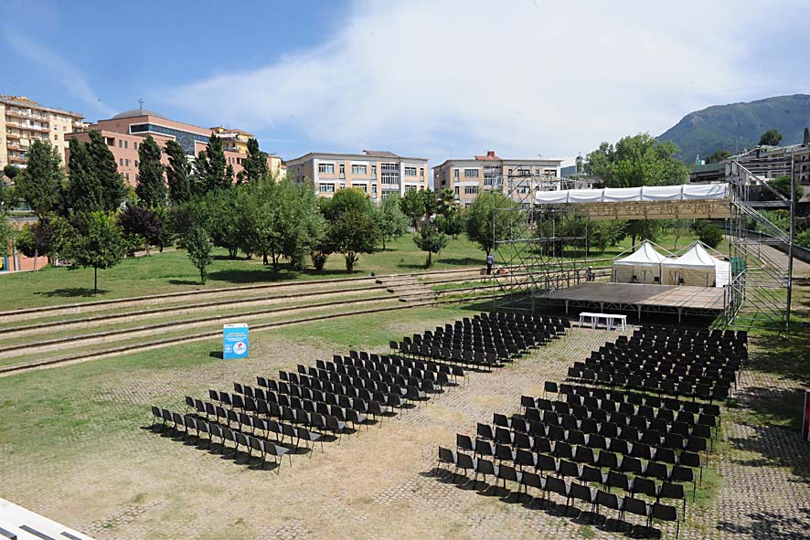   L'Arena del mare, il Sindaco Vincenzo De Luca presenta il programma al Parco Pinocchio, luned 26 luglio 2010
