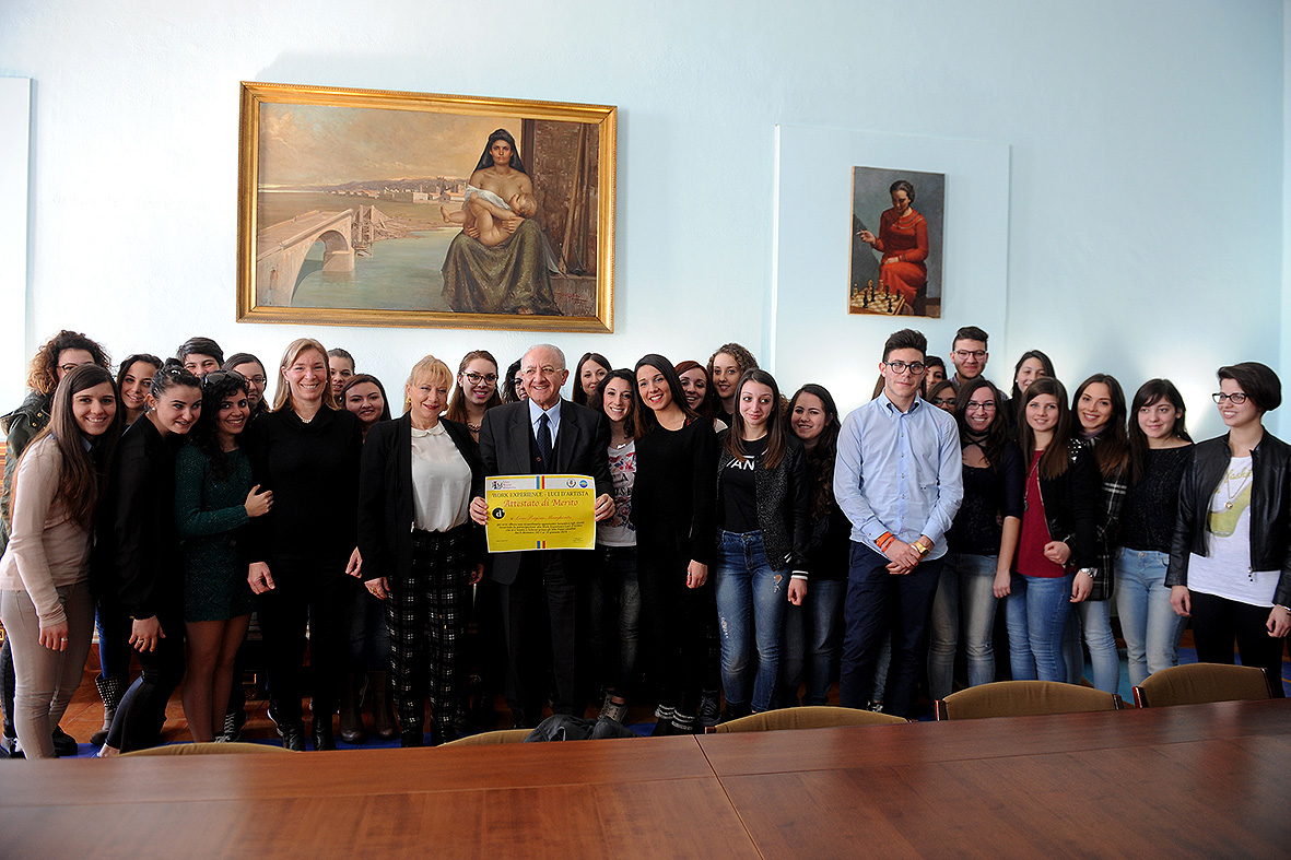   Consegnati attestati work experience Luci d'Artista agli alunni del Regina Margherita
