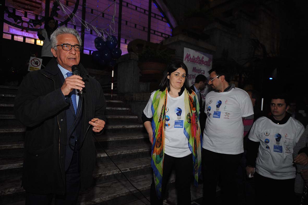   Giornata Mondiale sull'Autismo, il Palazzo di Citta' si illumina di blu
