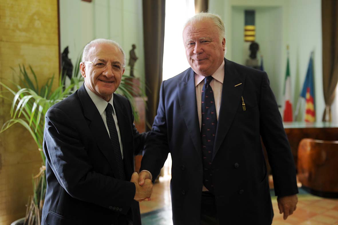   Il Sindaco De Luca incontra il Presidente del Banco di Napoli Barracco
