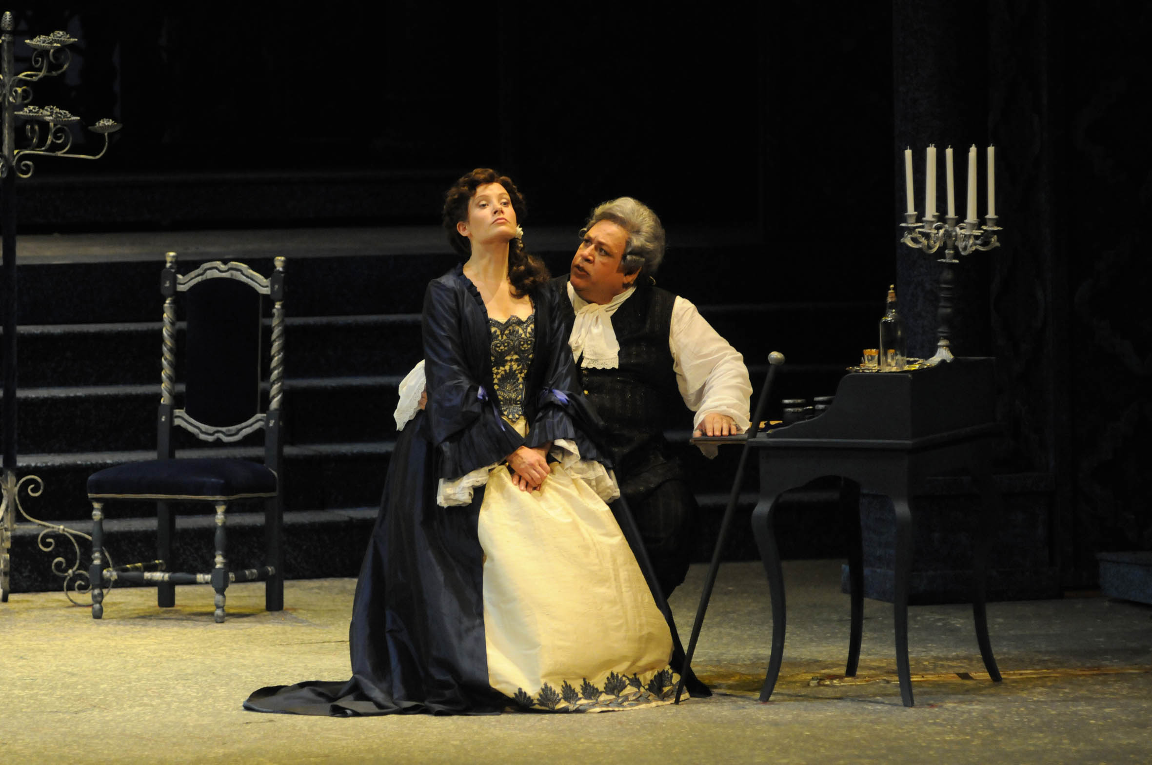   Il Barbiere di Siviglia, regia di Lorenzo Amato. Salerno, Teatro Verdi, 8 maggio 2010
