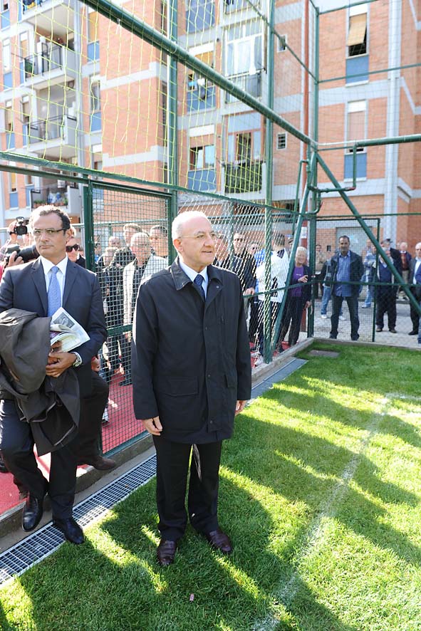   Con il Sindaco De Luca inaugurato il nuovo complesso polisportivo di via Premuda. Salerno, 29 Ottobre 2011.
