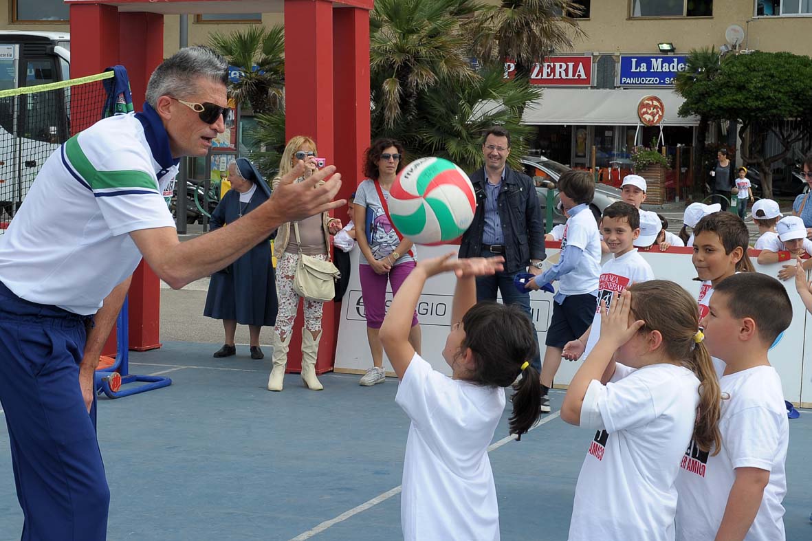   Inaugurazione della manifestazione  'Un Campione per Amico'. Piazza della Concordia, 31.05.2012
