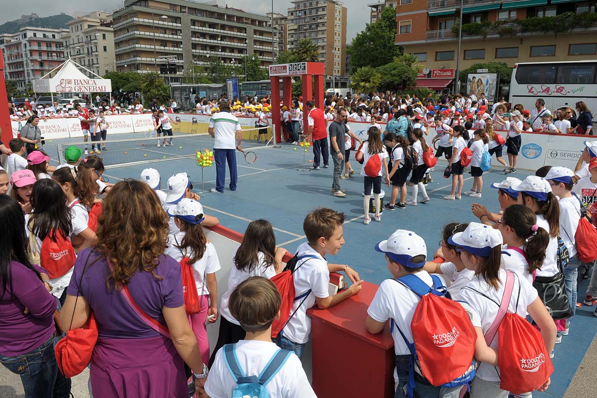   Inaugurazione della manifestazione  'Un Campione per Amico'. Piazza della Concordia, 31.05.2012
