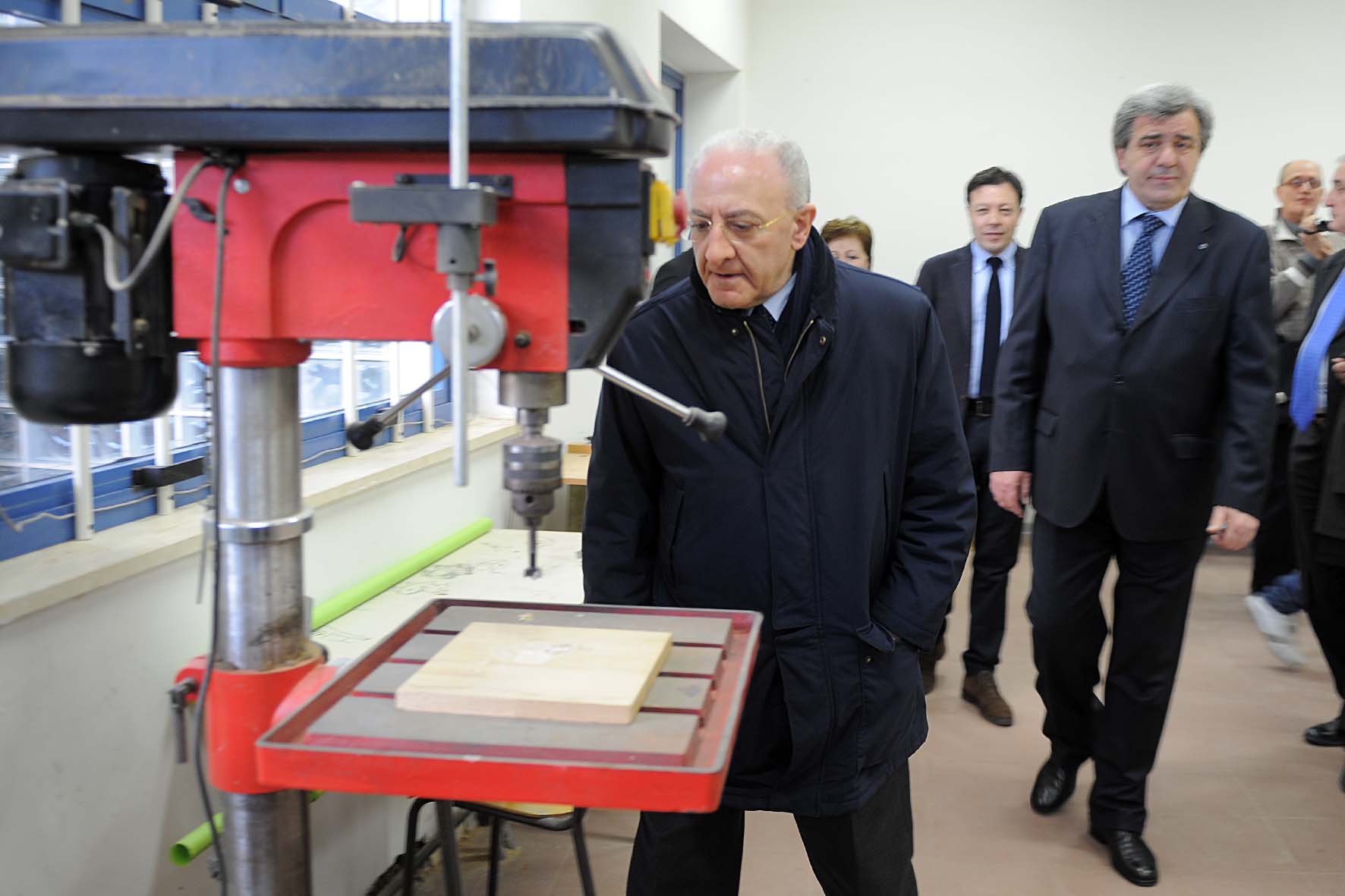   Il Sindaco De Luca alla Festa di primavera dell'associazione culturale Scuola di falegnameria 
