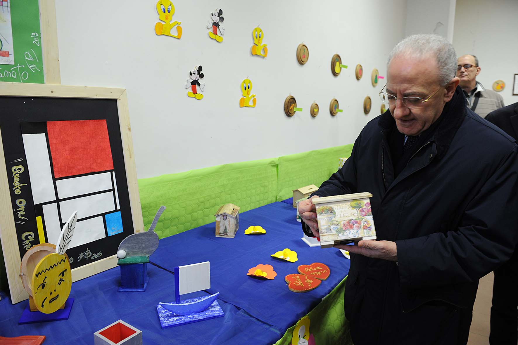   Il Sindaco De Luca alla Festa di primavera dell'associazione culturale Scuola di falegnameria 
