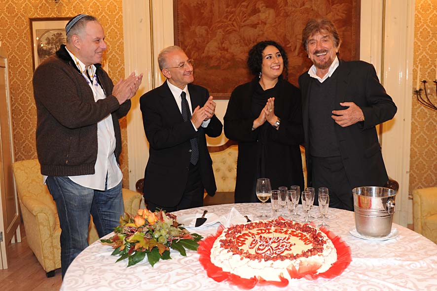   La Carmen di Bizet torna al Teatro Verdi con la regia di Proietti e la direzione del maestro Oren. Salerno, 22 novembre 2010

