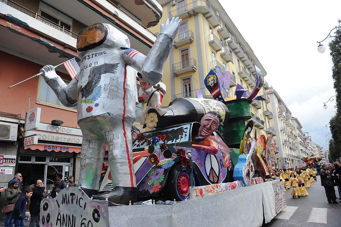  Carnevale 2012: la citt? ? dei bambini

