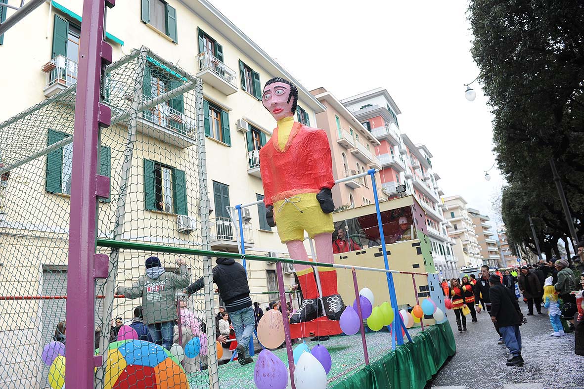   Carnevale 2012: la citt? ? dei bambini
