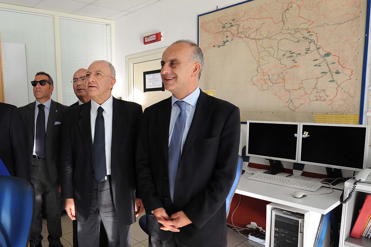   Il Sindaco De Luca alla cerimonia di inaugurazione della sede centrale dei Vigili del Fuoco
