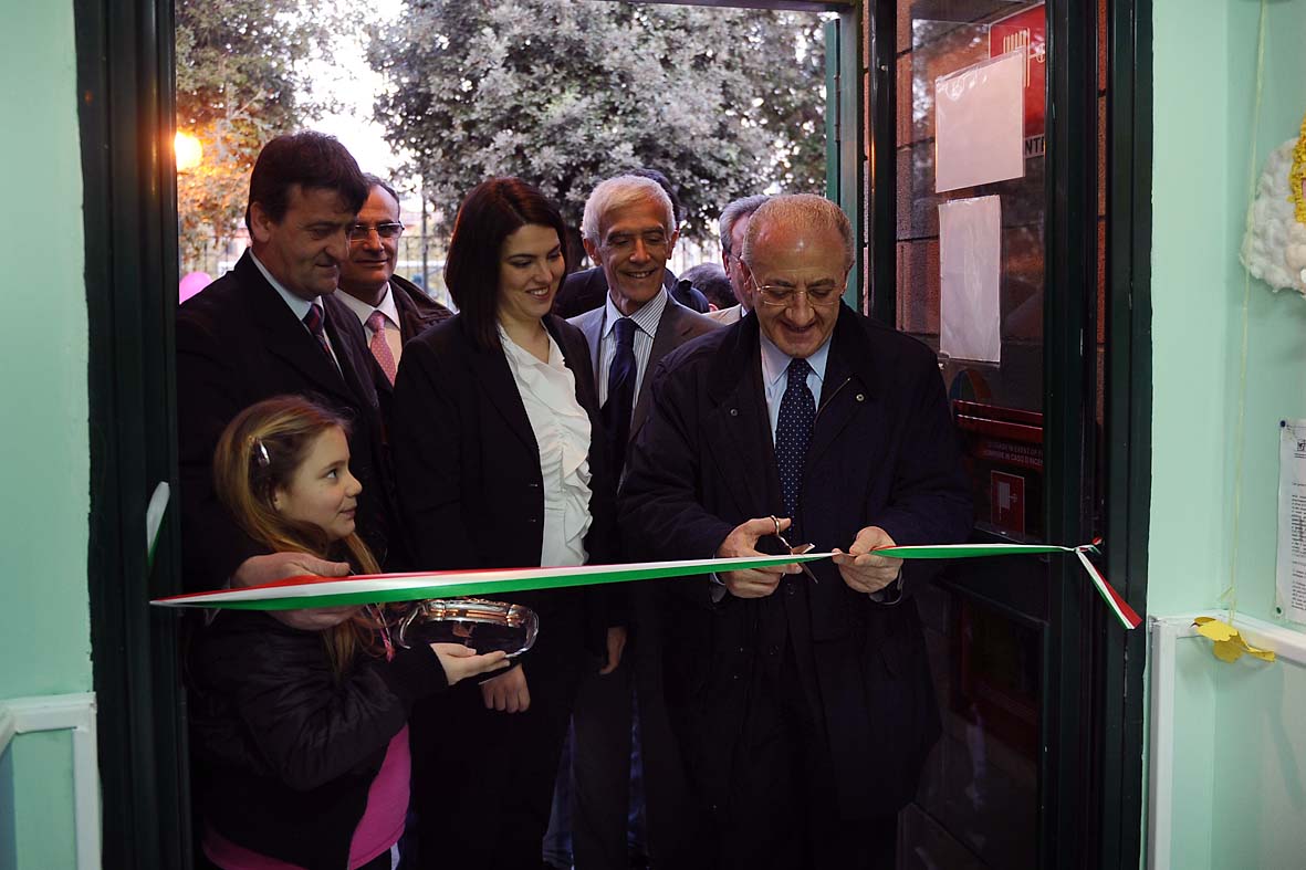   Inaugurazione Centro Polifunzionale e Centro per lInfanzia di via Monticelli. Salerno, 24 marzo 2011
