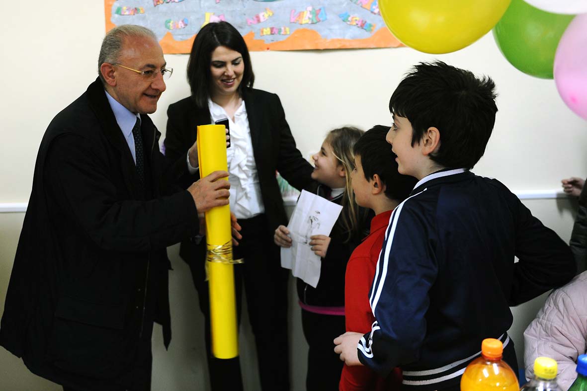   Inaugurazione Centro Polifunzionale e Centro per lInfanzia di via Monticelli. Salerno, 24 marzo 2011
