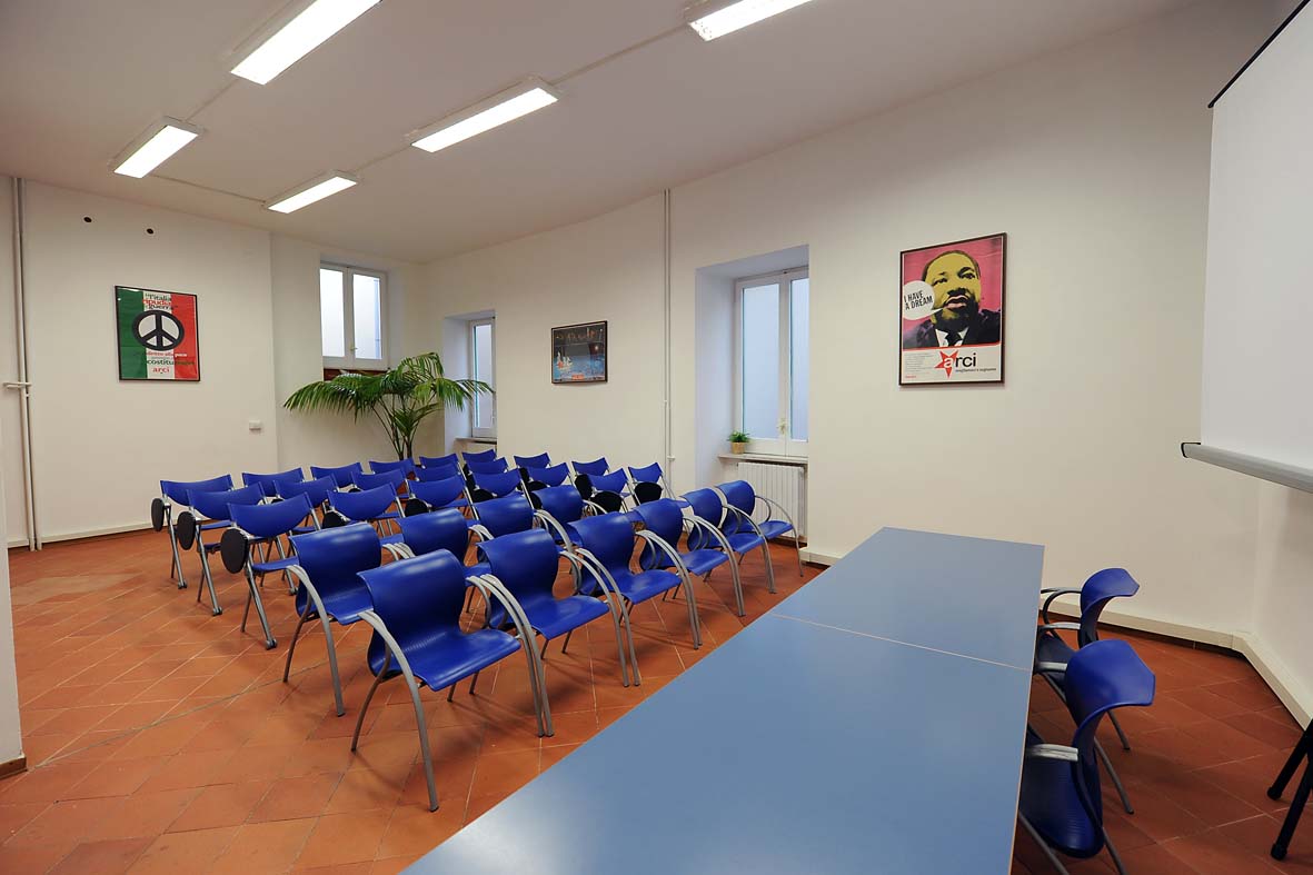   Inaugurazione Polo Servizi per Giovani e Migranti con il Sindaco De Luca. Salerno, 26 marzo 2011
