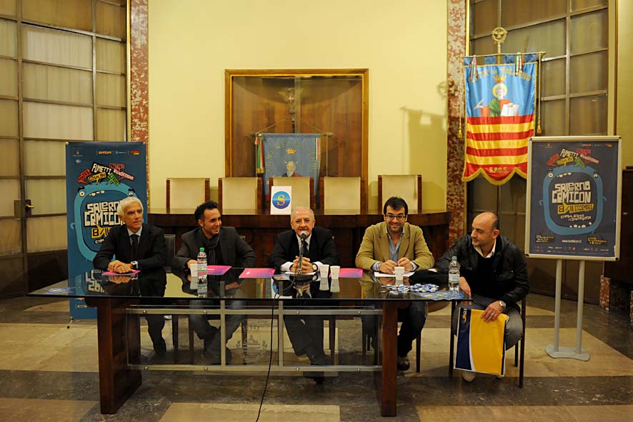   Con il Sindaco De Luca conferenza stampa di presentazione di Salerno Comicon. Salerno, 5 dicembre 2011.
