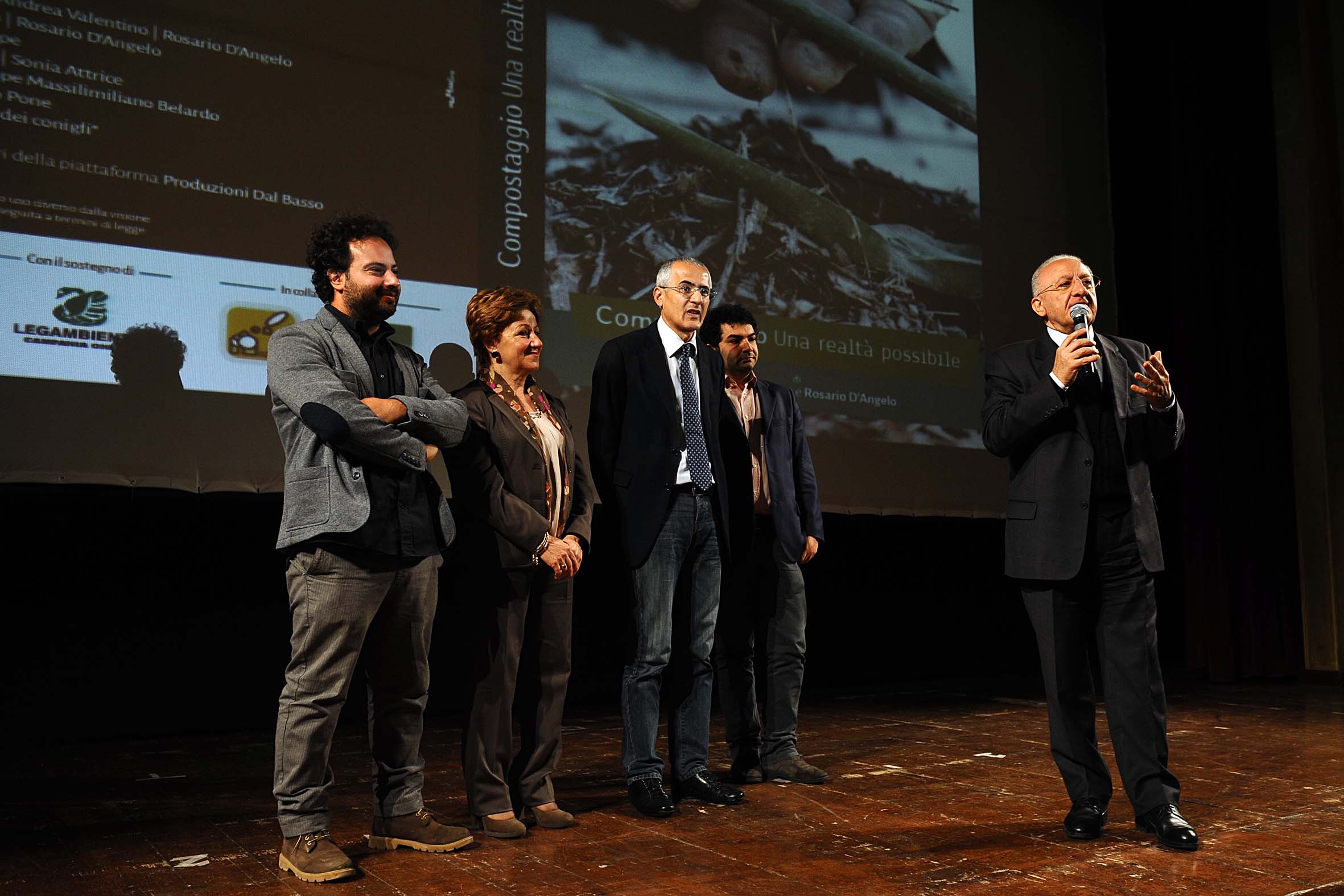   Presentato il documentario "Compostaggio: una realta' possibile"
