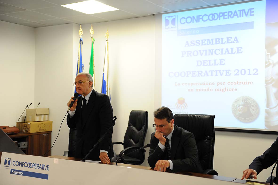   Vincenzo De Luca all'Assemblea quadriennale della Confcooperative 
