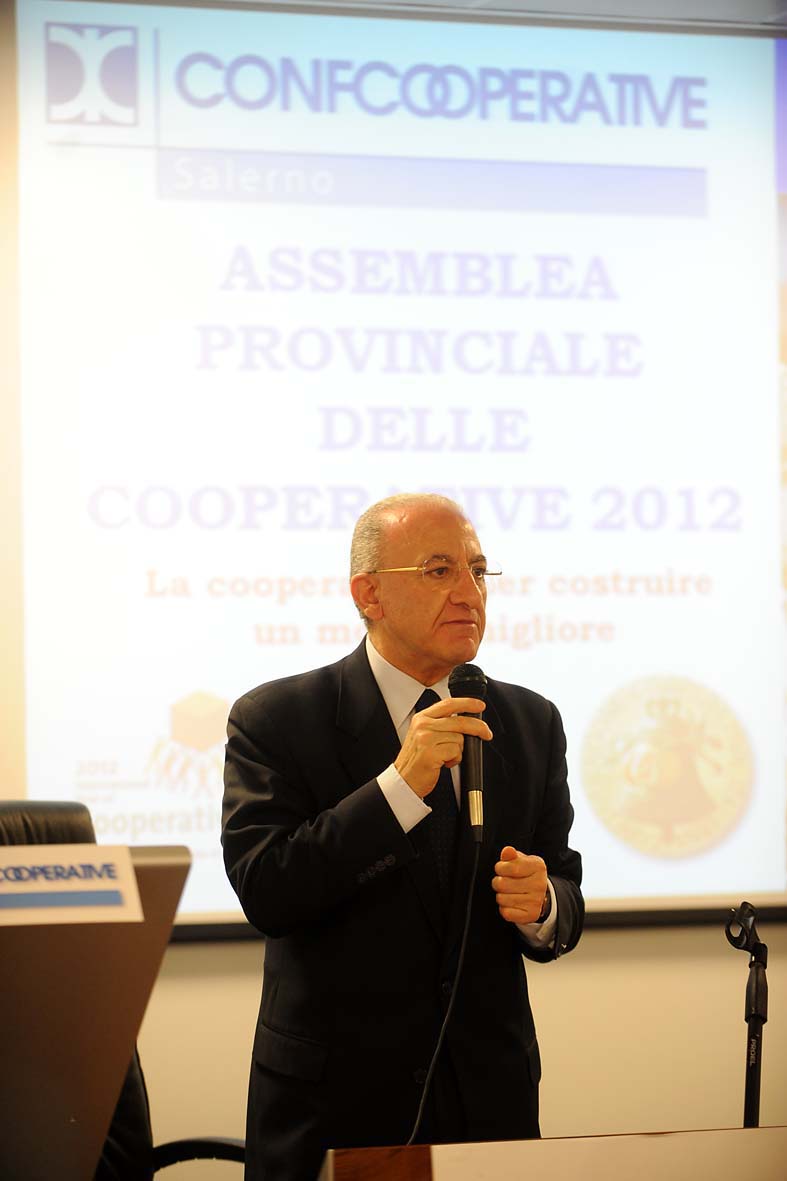  Vincenzo De Luca all'Assemblea quadriennale della Confcooperative 
