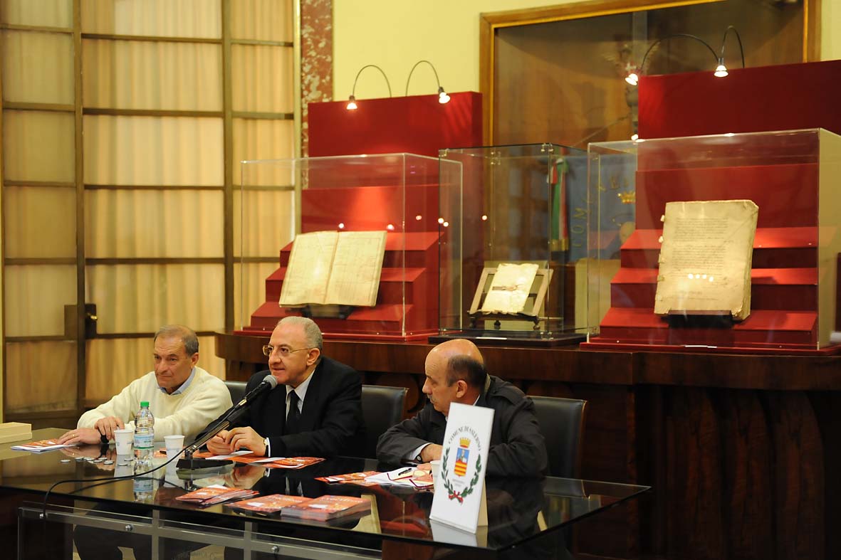   Fiera del Crocifisso Ritrovato. Conferenza stampa di presentazione a Palazzo di Citta', 24 aprile 2012
