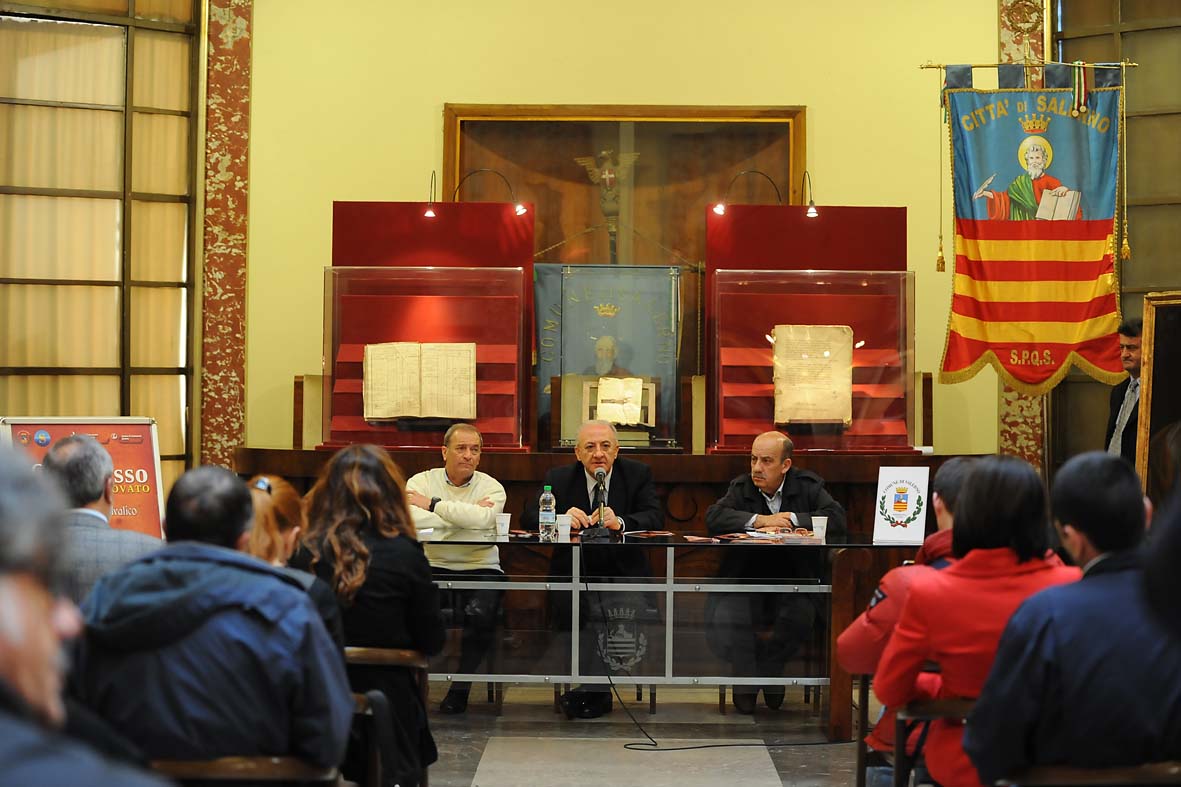  Fiera del Crocifisso Ritrovato. Conferenza stampa di presentazione a Palazzo di Citta', 24 aprile 2012

