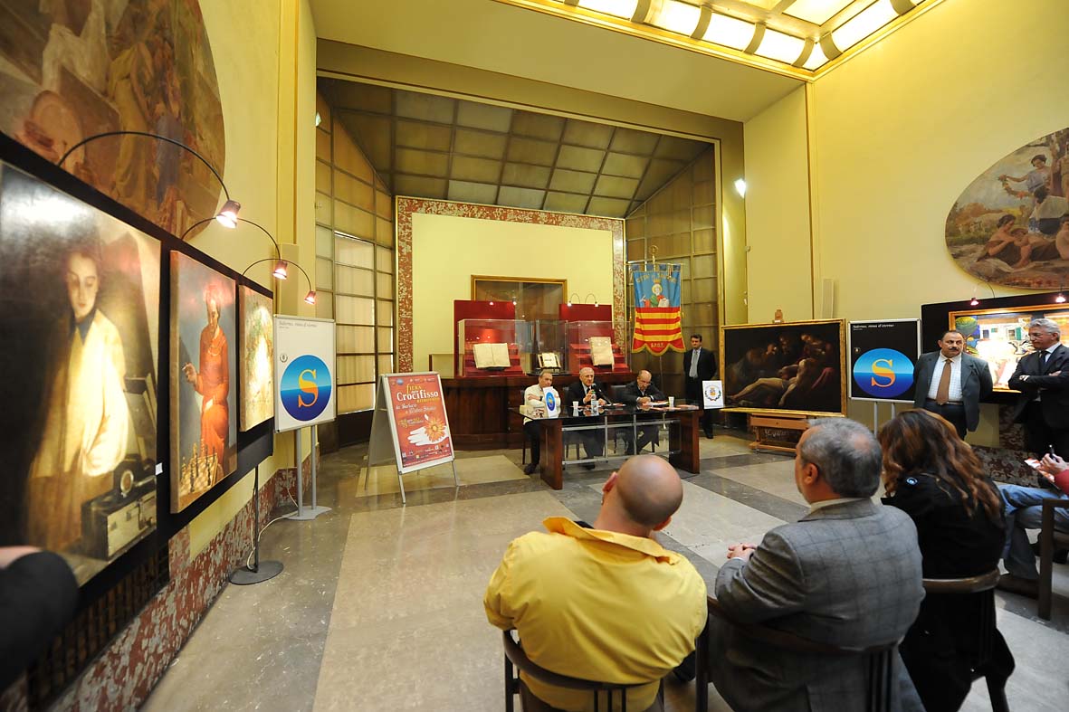   Fiera del Crocifisso Ritrovato. Conferenza stampa di presentazione a Palazzo di Citta', 24 aprile 2012

