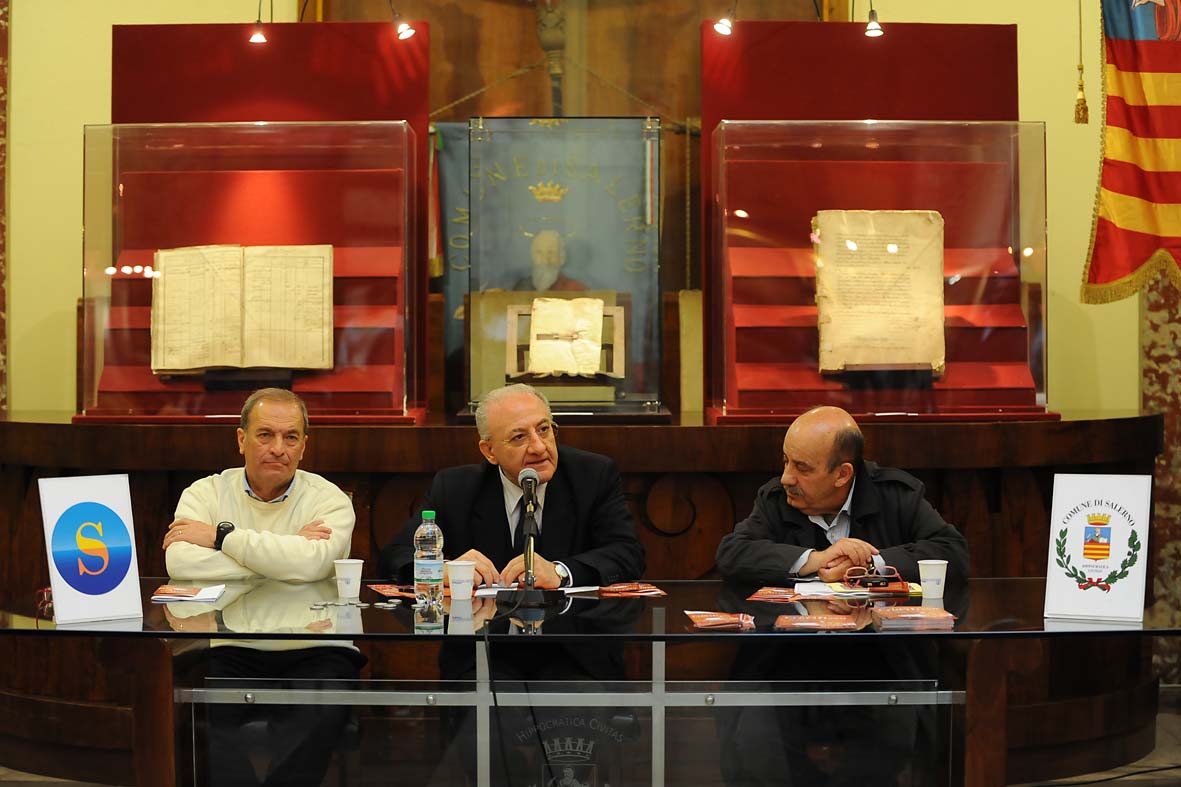   Fiera del Crocifisso Ritrovato. Conferenza stampa di presentazione a Palazzo di Citta', 24 aprile 2012
