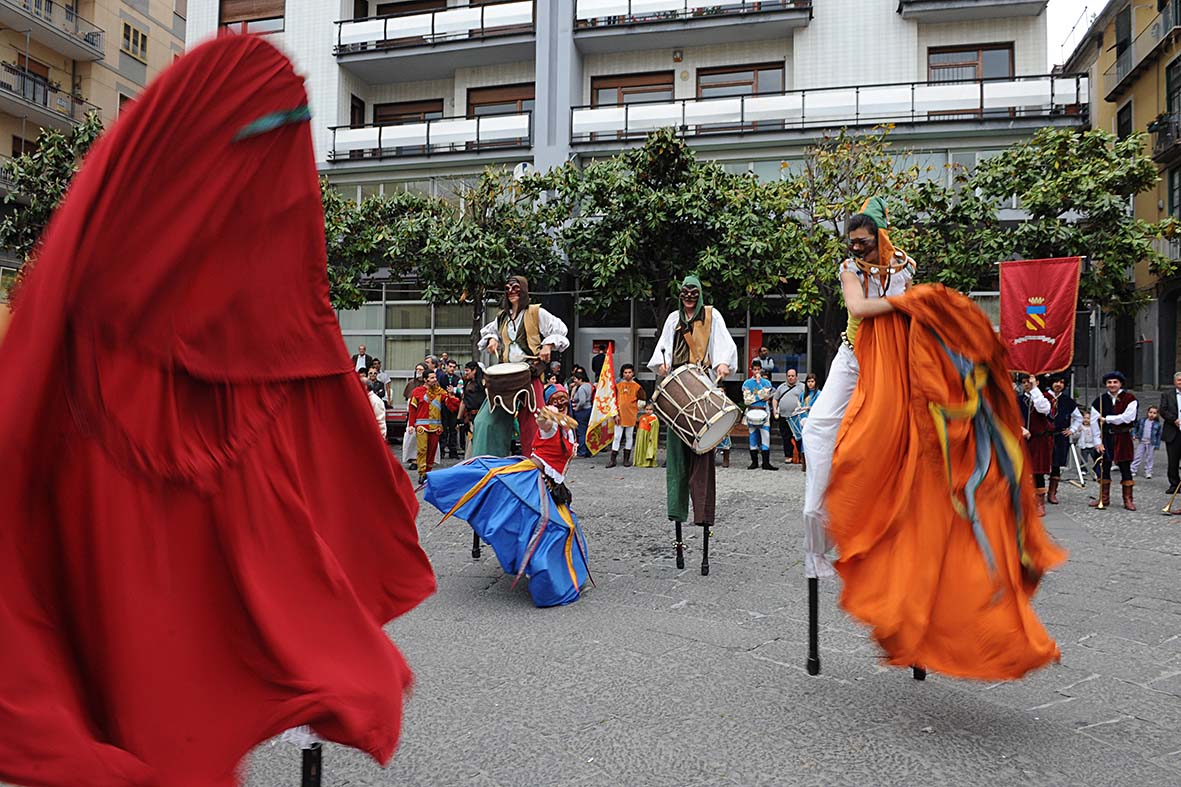   Fiera del Crocifisso Ritrovato 2013 - "Vivere il Medioevo" nel centro storico di Salerno 
