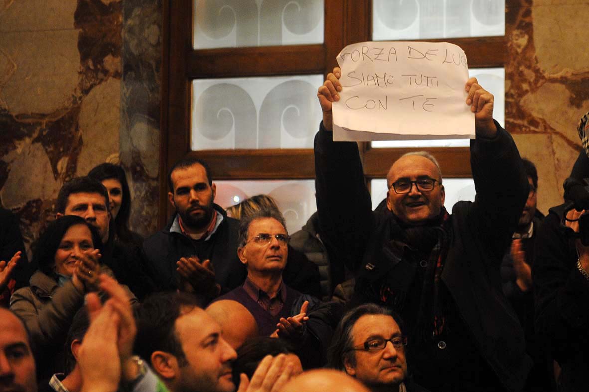   Incontro pubblico del Sindaco di Salerno Vincenzo De Luca a Palazzo di Citta'
