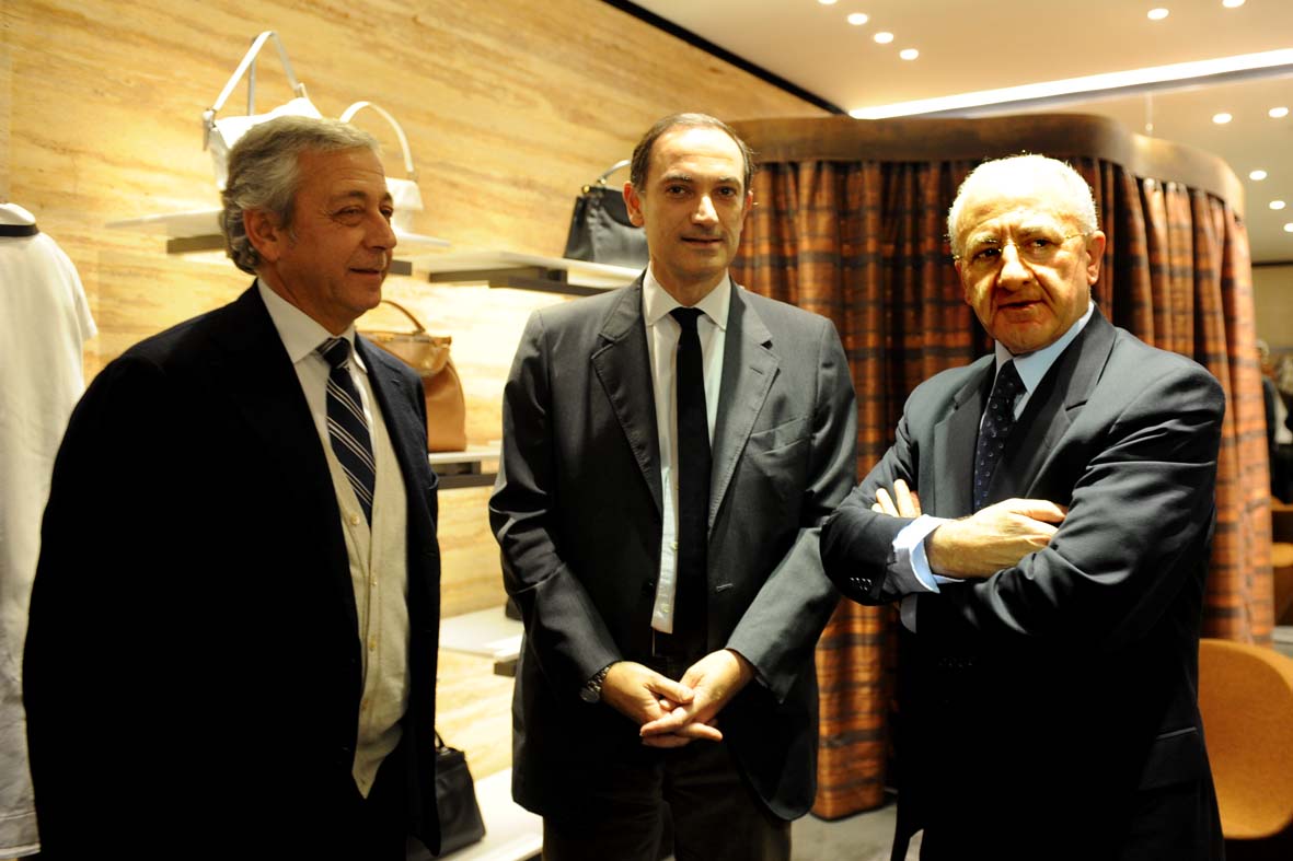   Il Sindaco De Luca inaugura lo store Fendi. Salerno, 8 dicembre 2011
