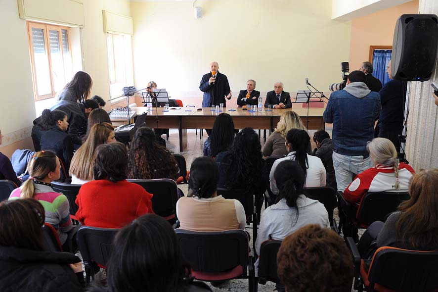   Otto marzo con le donne detenute nel carcere di Fuorni per il Sindaco De Luca
