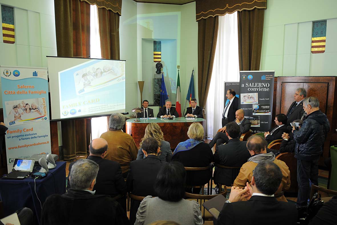   Salerno citt? della famiglia: presentato il progetto Family Card
