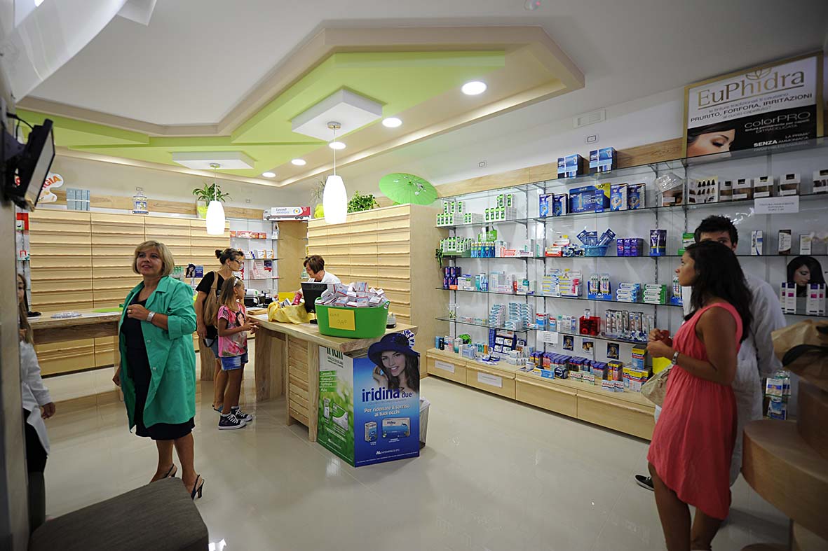   Inaugurata la nuova Farmacia Comunale in via Tusciano
