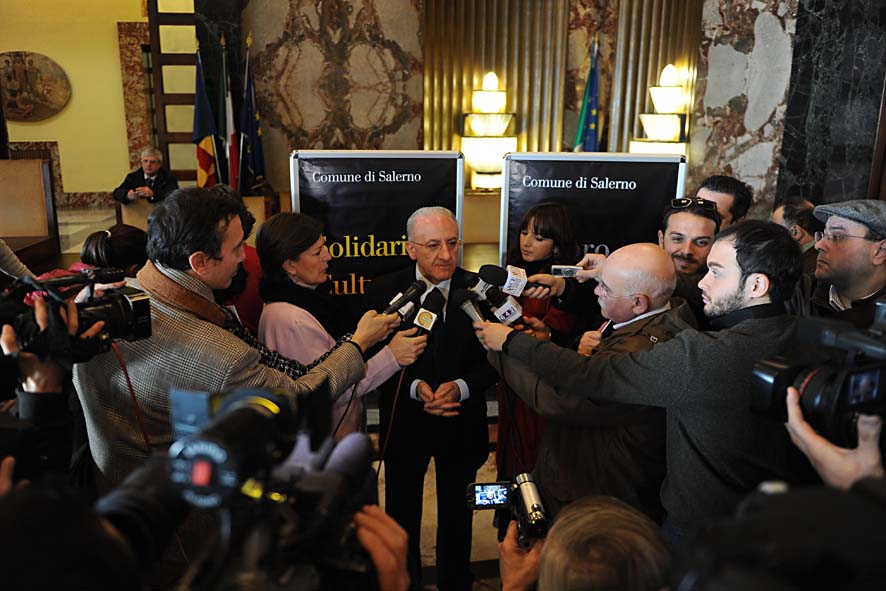   Conferenza stampa di fine anno del Sindaco Vincenzo De Luca
